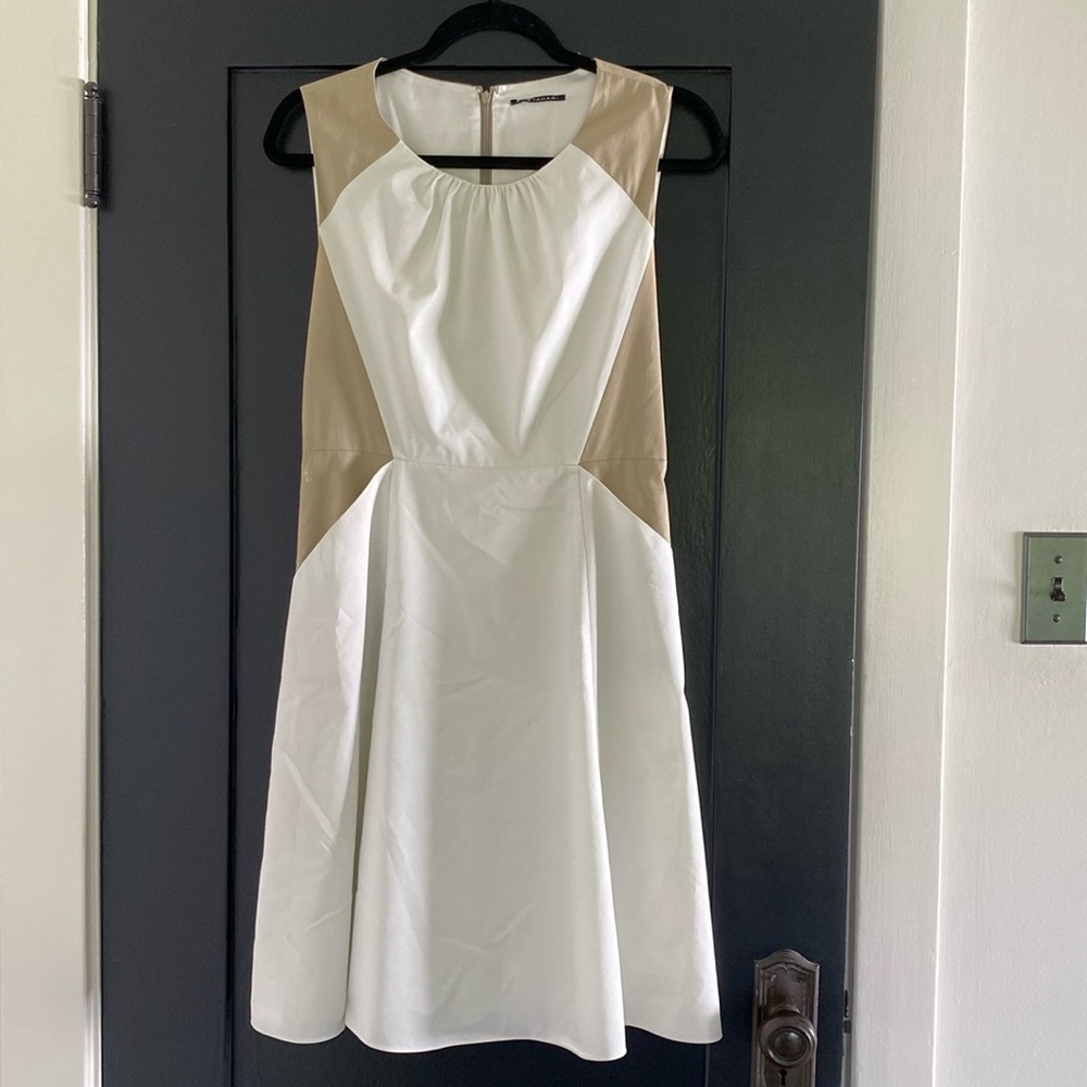 Women’s Elie TAHARI Sleeveless Ivory Tan Mid Length Casual Dress Sz 6